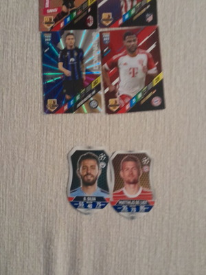 Collectible cards like new