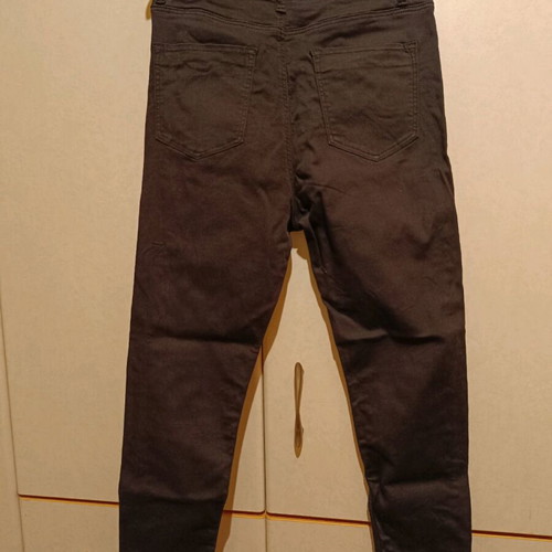 Stradivarius black fitted pants used, size L