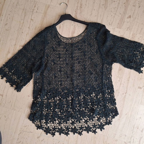 Black lace top new, boho romantic style, 3/4 sleeves, size M