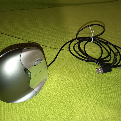 Evoluent VerticalMouse 4 wired ergonomic mouse, right-handed