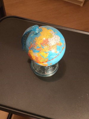 Globe moneybox like new
