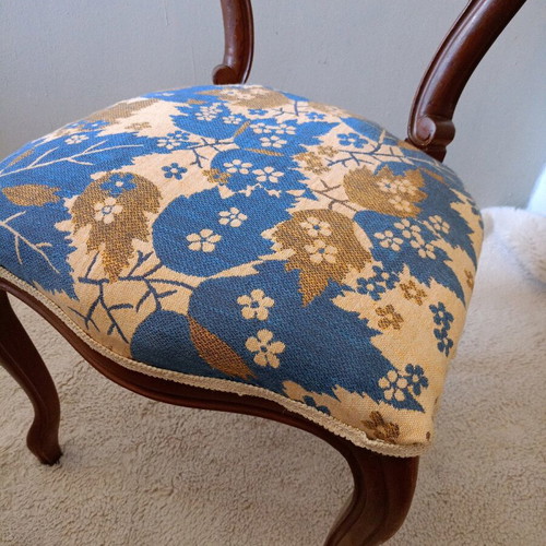 Solid walnut wood chair with upholstery like new condition