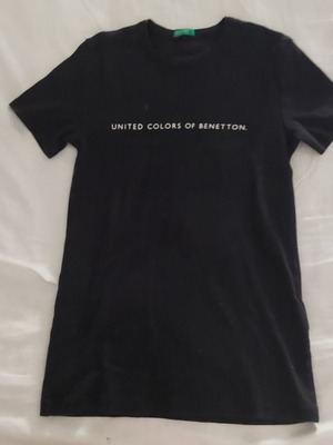 Benetton black summer t-shirt, size L