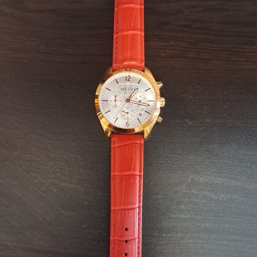 Megir women's wristwatch like new with battery and strap replaced