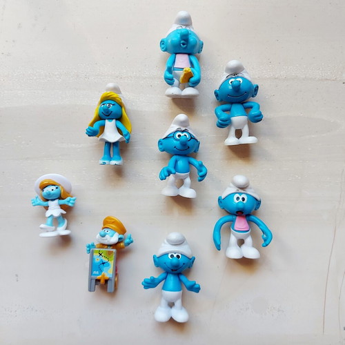 Smurfs figures used, set of 8 from 2009 with movable parts