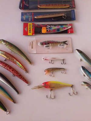 Σετ 16 τεχνητά δολώματα Shimano, Rapala, Osako, καινούργια και μεταχειρισμένα
