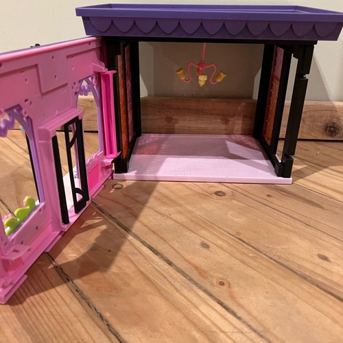 Lps house like new