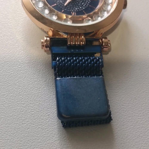Wristwatch women's like new, blue color