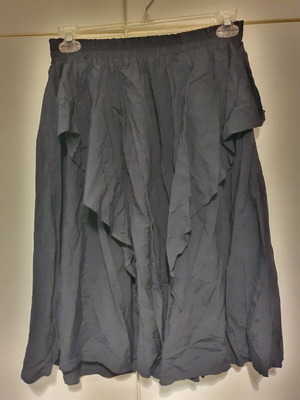 Skirt with ruffles dark blue C&A like new, size M 38 10