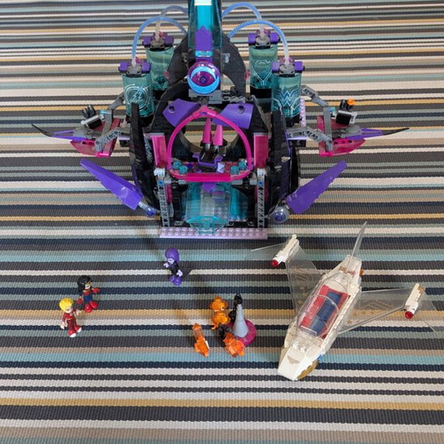 LEGO DC Super Hero Girls 41239 Eclipso Dark Palace set