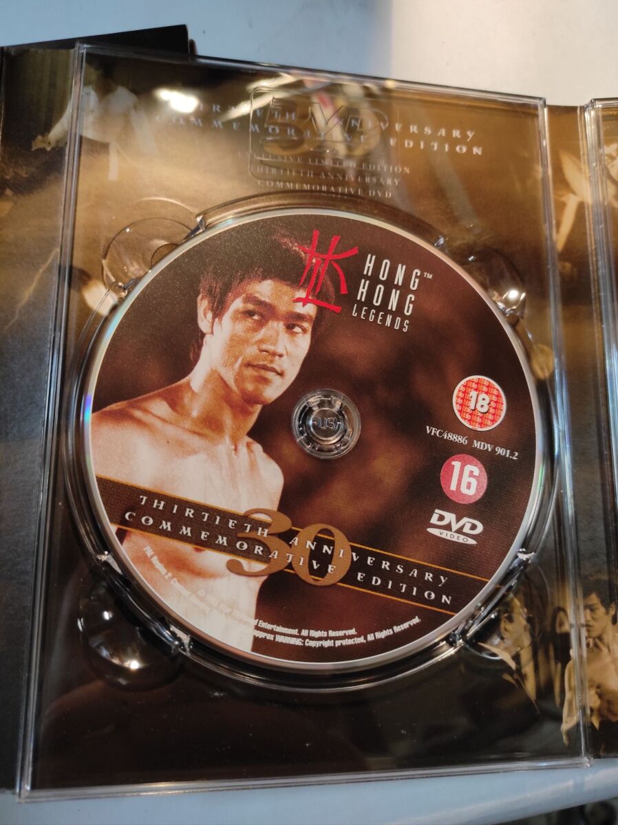 Bruce Lee collectible box set 6 DVD like… - € 60,00 - Vendora.cy