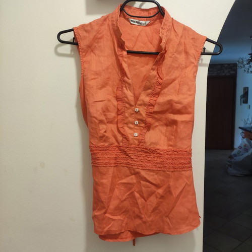 Marks & Spencer sleeveless blouse like new, orange, size M