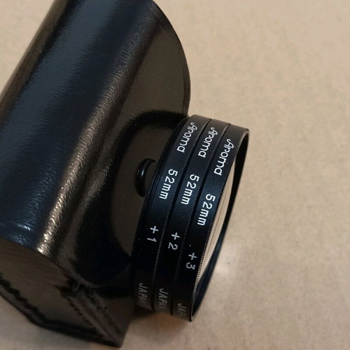 Macro lens filters 3 graduations 52mm Japan with leather case like new