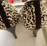 Zara leather pumps size 37, black and white