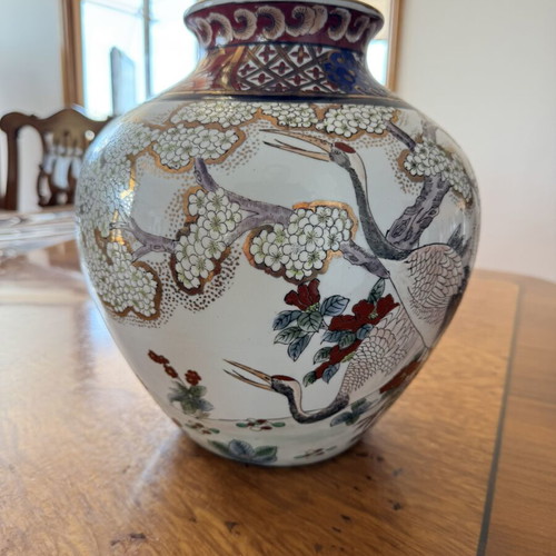 Large handmade Chinese porcelain vase with traditional hand-painted design