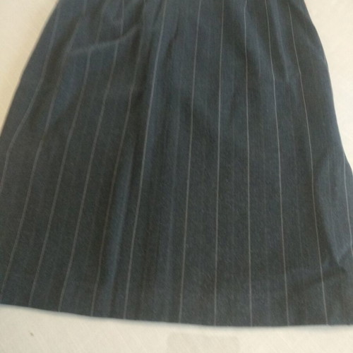 Women's gray skirt with stripes and side slit, like new, size 50, Reni Leza
