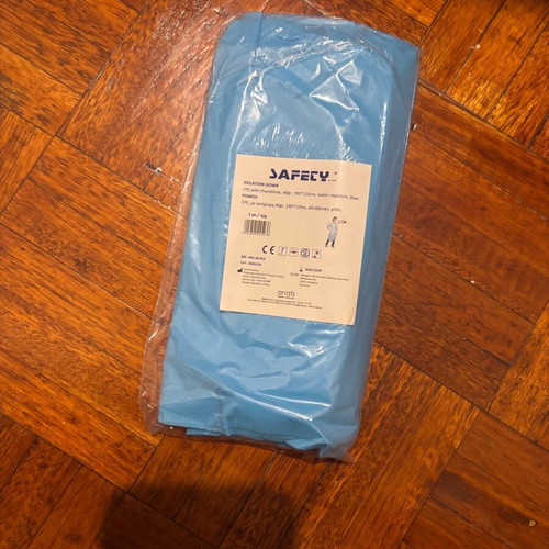 Medical isolation gown new