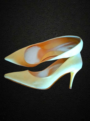 Γόβες κίτρινες μυτερές με ψηλό τακούνι Νο 41