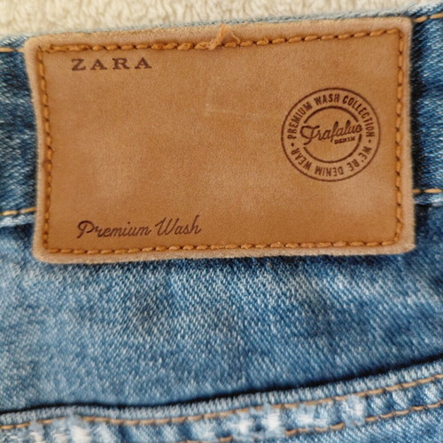 Zara denim shorts, premium wash, blue, size L