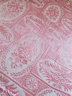 Vintage woven quilt with pink silk thread 214x190 new