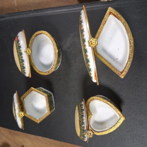 Jewelry boxes used, pack of 4 small