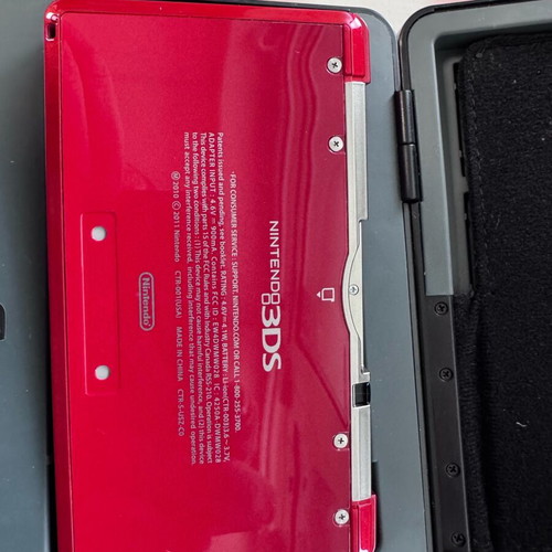 Nintendo 3DS Red USA version like new
