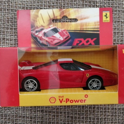 Ferrari 1:38 collectible toy cars new, Exclusive Shell V-Power Club set of 8