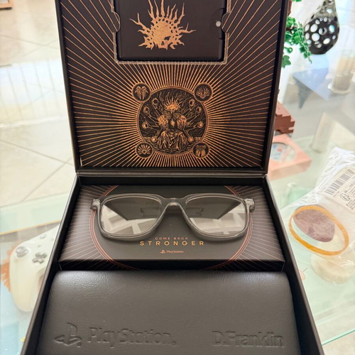 Saros x d.Franklin Limited Edition Sunglasses New