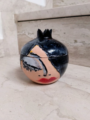 Emo pomegranate terracotta pots with lid like new