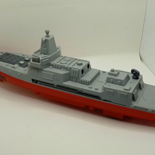 Plastic children's warship destroyer used, 24cm
