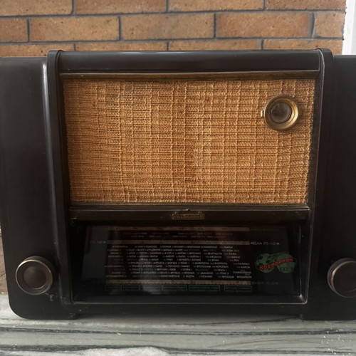 Kosmophon radio 1952 like new collectible antique