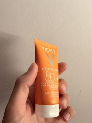 Vichy Capital Soleil SPF 50 Ultra Protective