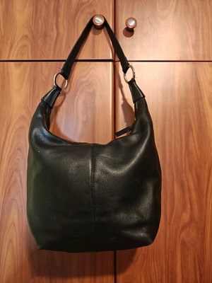 DKNY shoulder bag black genuine leather like new