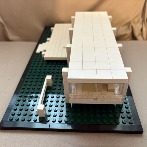 Lego Architecture Farnsworth House 21009 like new, complete set