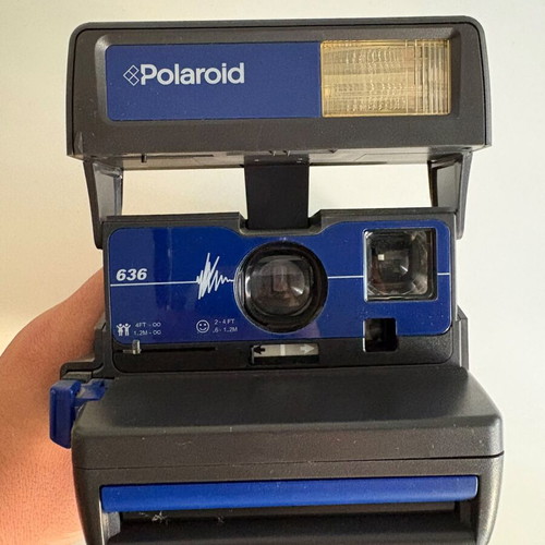 Polaroid 636 Close Up Blue camera like new