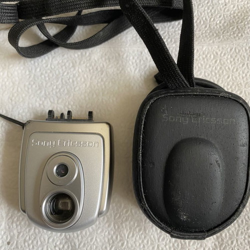 Sony Ericsson vintage camera for mobile phone used, with case, collectible