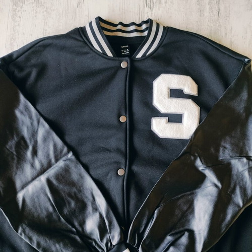 Shein jacket new, black with leather sleeves