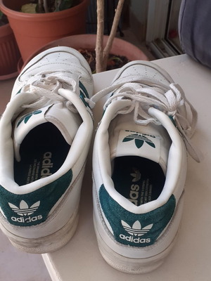 Adidas sneakers size 41.5 like new, green and white