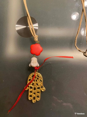 Hamsa Hand Necklace like new, Apefton