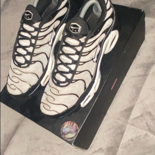 Nike Tn Air Max Plus 2018 σαν καινούργιο, μαύρο και άσπρο