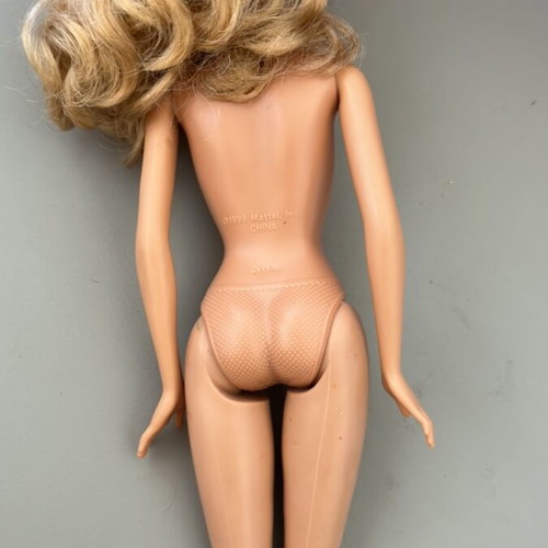 Barbie 2000 used, excellent condition