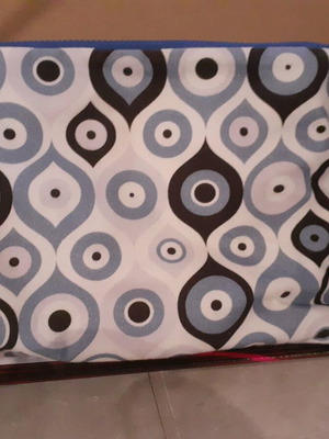 Toiletry bag new white and blue