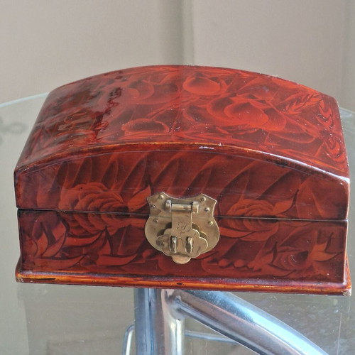 Wooden vintage jewelry box used, Chinese style with ring slots