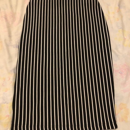 Anel striped skirt medium used, black and white