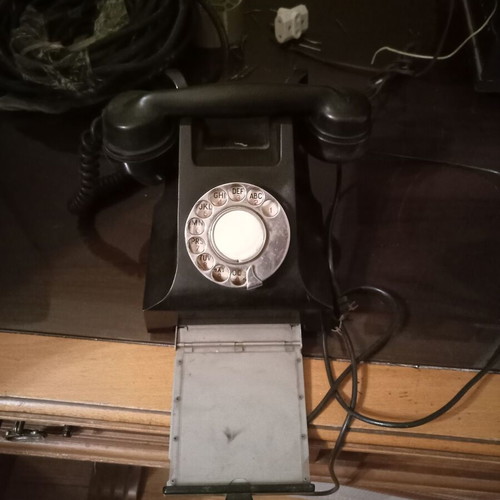 Siemens vintage telephone 332L TE58 2A used
