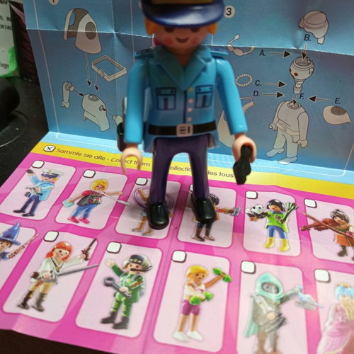 Playmobil collectible girls new, series 19 & 21, 5 pieces