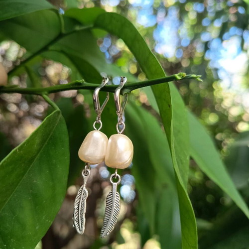 Handmade earrings with pearls made to order