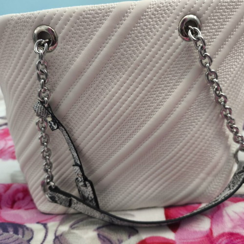 Shoulder bag like new, white