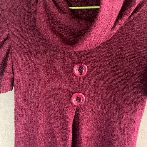 Women's knitted dress used, size small, red