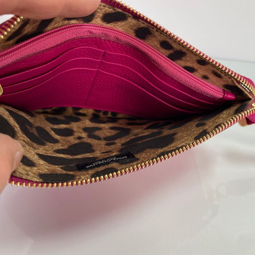Dolce & Gabbana leather clutch like new, pink